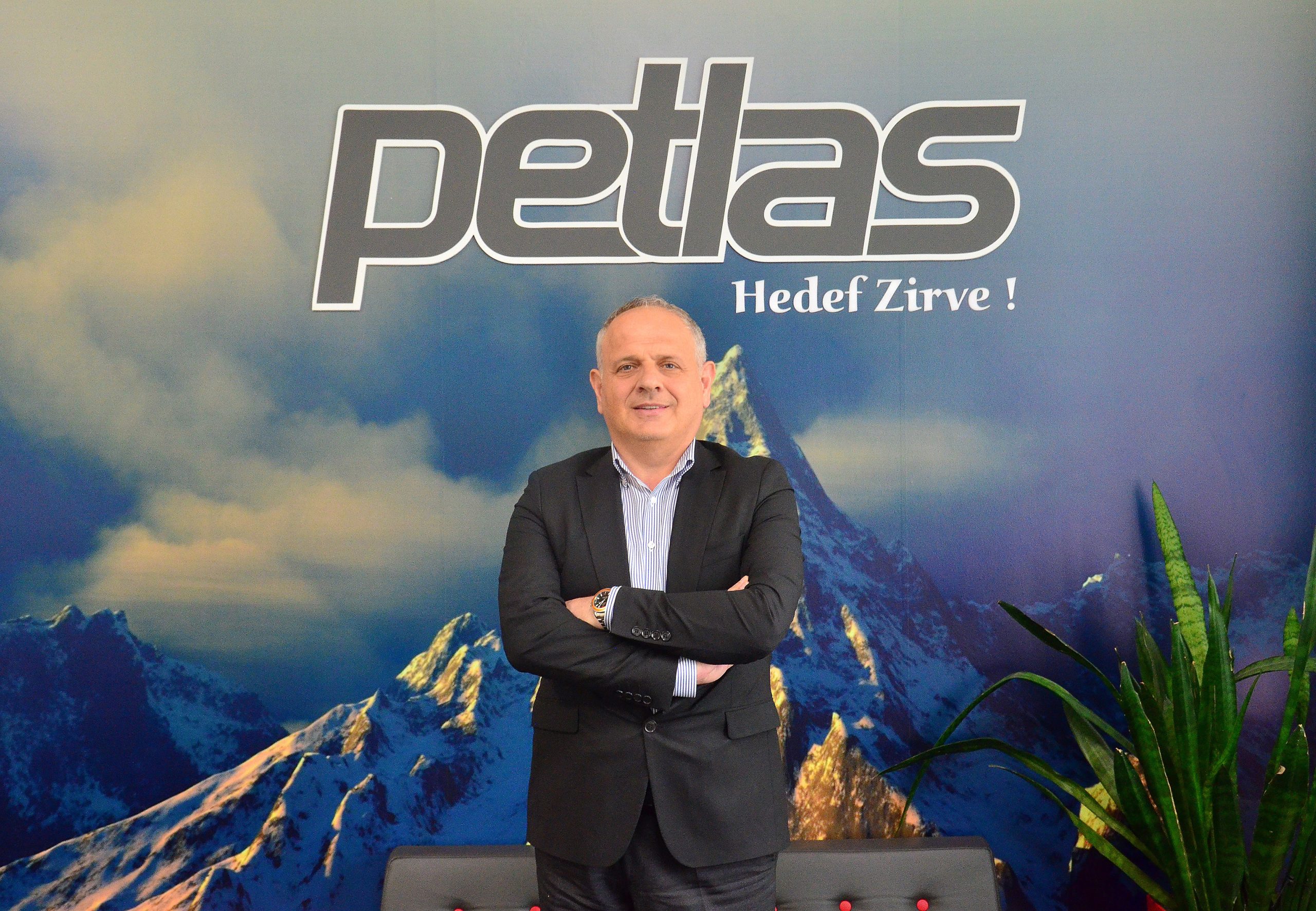 HAKAN YALNIZ MD @ Petlas Tyres